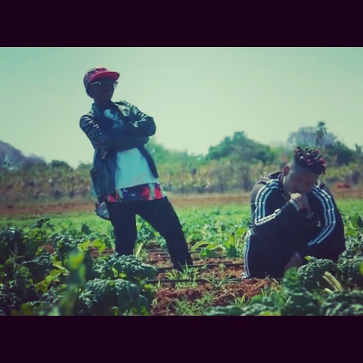 Kraizieofficial's tweet photo. The look is beyond me. #PebepVideo by @Kraizie_atm is now available on YouTubeโ
Link: https://t.co/vPCPUKFdtx https://t.co/vAt0DwfHdB