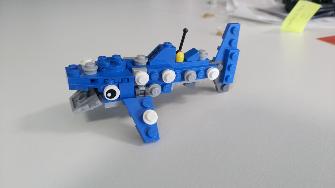 L360ofOcean's tweet photo. I'll be helping explain the great marine science CSIRO has been doing at the Ningaloo Whale Shark Festival ... and give out free LEGO! This year I have designed an articulated whale shark. If you are in Exmouth May 26 pop into the CSIRO-BHP Ningaloo Outlook tent to say hi. https://t.co/12X1Q2RslO