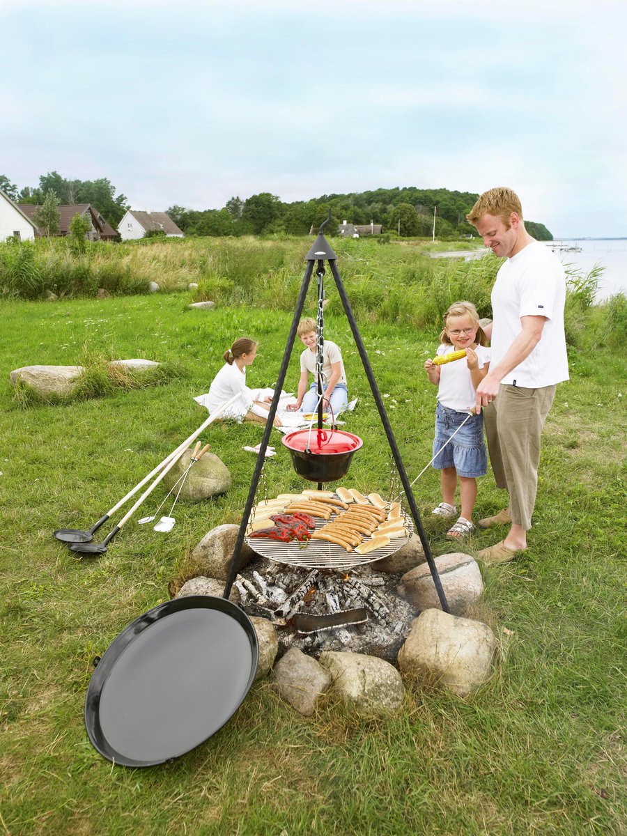 Altijd al willen buitenkoken of barbecuen met de Pinksteren? Onze dealers helpen graag om de juiste materialen te kopen.  Bekijk de mogelijkheden en dealeradressen op ow.ly/ntcJ30k2yY9 
#BonFire #Petromax #Envirofit #Valhal #Feuerhand #syttis