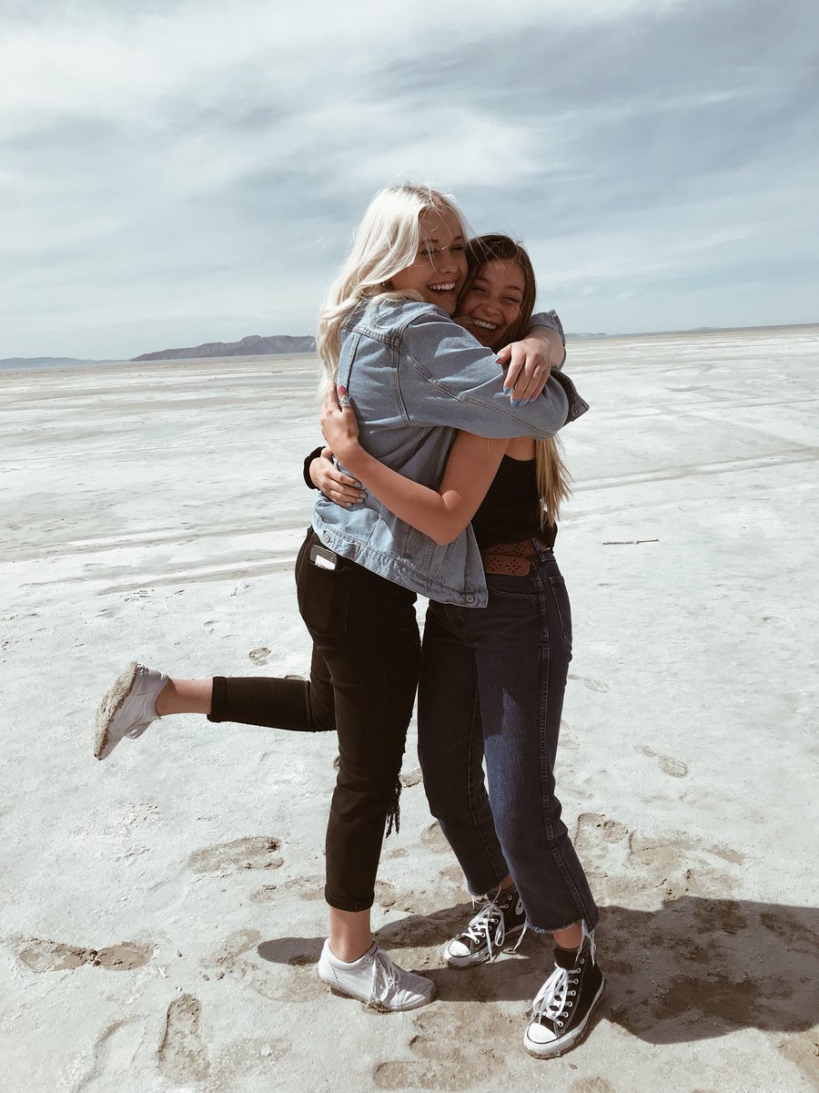 sydtanner_'s tweet photo. happy birthday paige! l love you more than you know :) thanks for being the best bff a girl could ask for❤️ https://t.co/jETjDjFuij