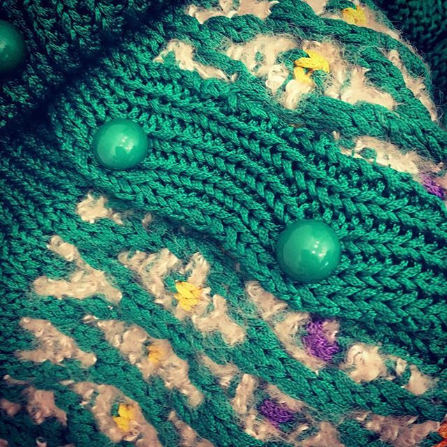 Rosemarketvtg's tweet photo. #givenchy #maille #knitwear #tricot #fashion #style #consulting #designer #inspiration @Rosemarketvintage #Fripedeluxe #vintageshop #19ruemilton #paris9 #sopi #vintageclothing #vintageshopping #vintageparis #selectionvintage #modevintage #parisian #paris… https://t.co/SnMRSzlIXM https://t.co/jz2Wq10LUE