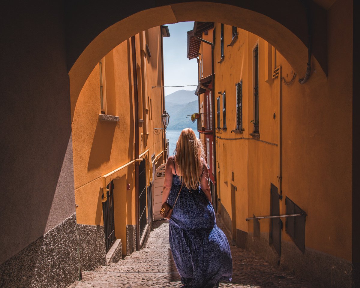 RexMoribe's tweet photo. Walking the streets of #varenna #italy #inLombardia https://t.co/DBWw4e3IwM