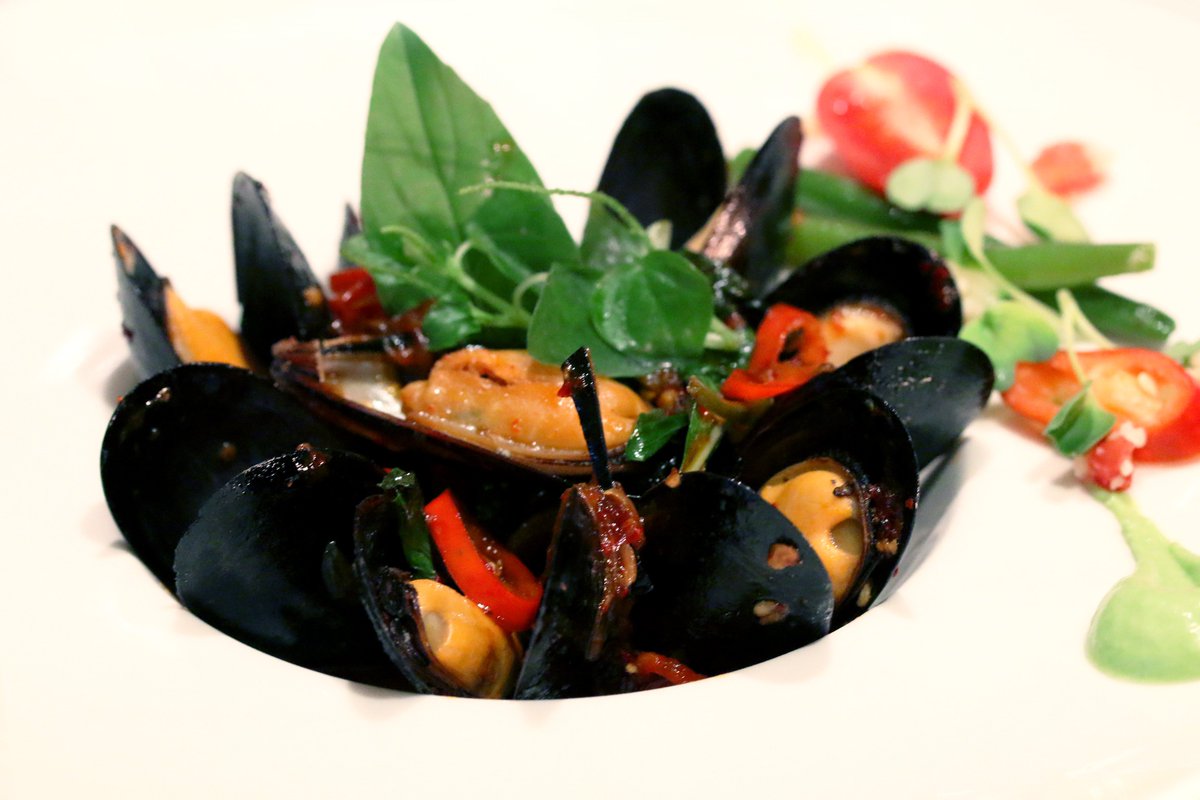 NikkoSaigon's tweet photo. Swing on the healthy side of dinner with our new created #Salad station. Our chefs are delighted to assist you in mixing all your choices together.
Tonight #LiveCooking station: #LambRacks and #BlackMussels.
#VietnameseLiveCooking Crispy Seafood Cake.
#seafood #buffet #dinner https://t.co/2zO2KeIm9j
