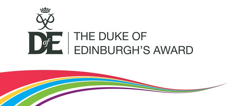 ChiHighSchool's tweet photo. Wishing Jasmine, Lydia and Lauren all the best as they visit @RoyalFamily at Buckingham Palace to receive their @DofE @DofEWestSussex #GOLD award #Achievers #Congratulations #proud 
https://t.co/JyWjH4zf0s https://t.co/LMv9csy32p