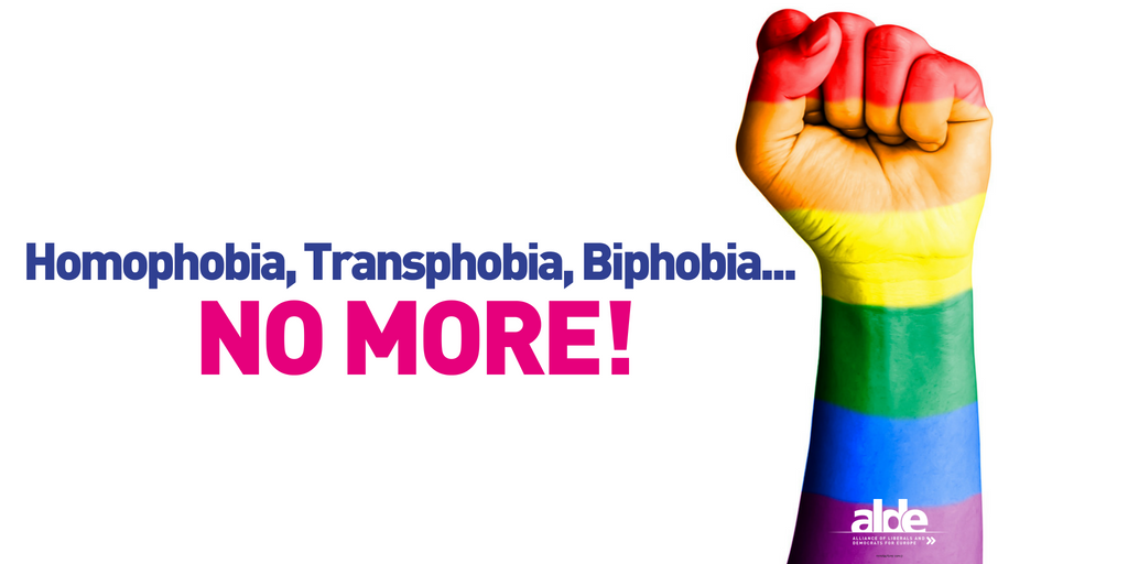 🏳️‍🌈 On this International Day Against Homophobia, Transphobia and Biphobia, our message is simple: NO MORE hate! We're all equals, we must all have equal opportunities and rights! #RT if you feel the same :) #IDAHOBIT2018