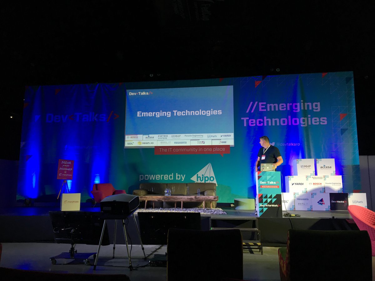 redtoblu3's tweet photo. Great talks at @DevTalksRo #java #porductmanagement #cluj https://t.co/bnXhoWK7Ar