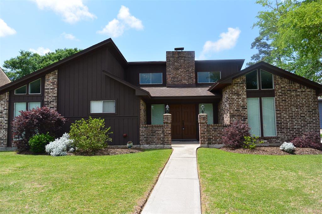 zig_zan's tweet image. Single Family Home Baytown

Recently updated home #Kitchen features  Light and bright Den with vaulted #ceiling fireplace Spacious Over sized back yard Recent #roof, A/C and Heat One street neighborhood #Austin Elementary #School Well maintained 

Visit: goo.gl/NuwxSf