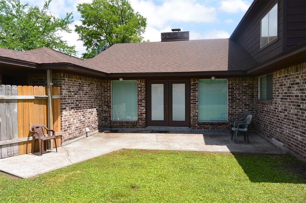 zig_zan's tweet image. Single Family Home Baytown

Recently updated home #Kitchen features  Light and bright Den with vaulted #ceiling fireplace Spacious Over sized back yard Recent #roof, A/C and Heat One street neighborhood #Austin Elementary #School Well maintained 

Visit: goo.gl/NuwxSf