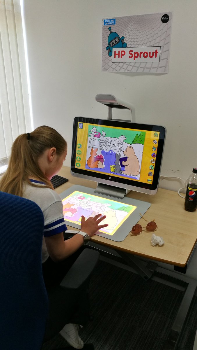 StirlingLibs's tweet photo. Digital #STEM fun with #greenscreen #HPSprout and #DigitalDesign Thank you @CorntonPrimary1 for coming along to #DigiKnow at #BridgeOfAllanLibrary for #OffThePage2018 https://t.co/blStQG75pF