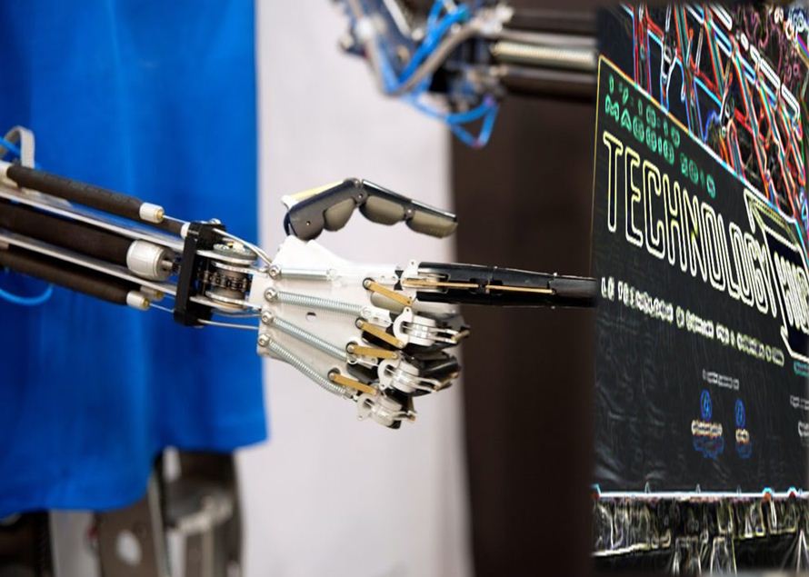 Al via #technologyhub: riflettori puntati su #robotica #intelligenzaArtificiale #blockchain 
#realtàAumentata #realtàVirtuale @TechnologyHubMi 

Dal #17maggio al #19maggio a #fieramilanocity @MiCoMilano 
In concomitanza con #SMMdayIT @smmdayit