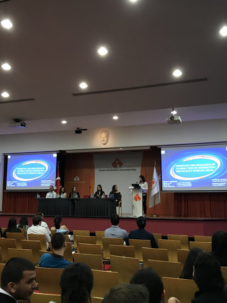 Anadolu Efes sunumunu dinliyoruz 👏🏻 #iuelogistics18