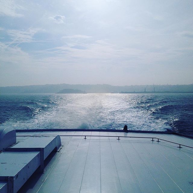 Going anywhere special..? #clevertravel #clevertravelcompanion #travel #adventure #smarttravel #cruise #ferry #seaviews #oceanview #sealegs