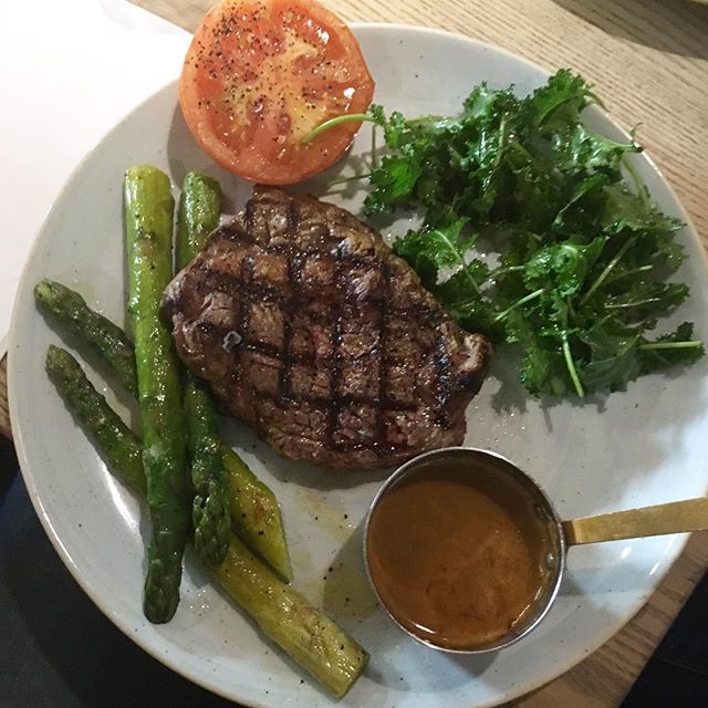 younghungry123's tweet photo. 🙋🏻♂️ always steak for me when I’m eating out! #gotomeal .
.
.
#food #love #foodporn #lovefood #eeeats #lovetoeat #delicious #yummy #iifym #foodie #instafood #yum #keto #lowcarb #summer #eatingout #highprotein #ketosis #ketodiet #ketorecipes #ketowe… https://t.co/lemnVXcXgi https://t.co/yPWbNzl74i