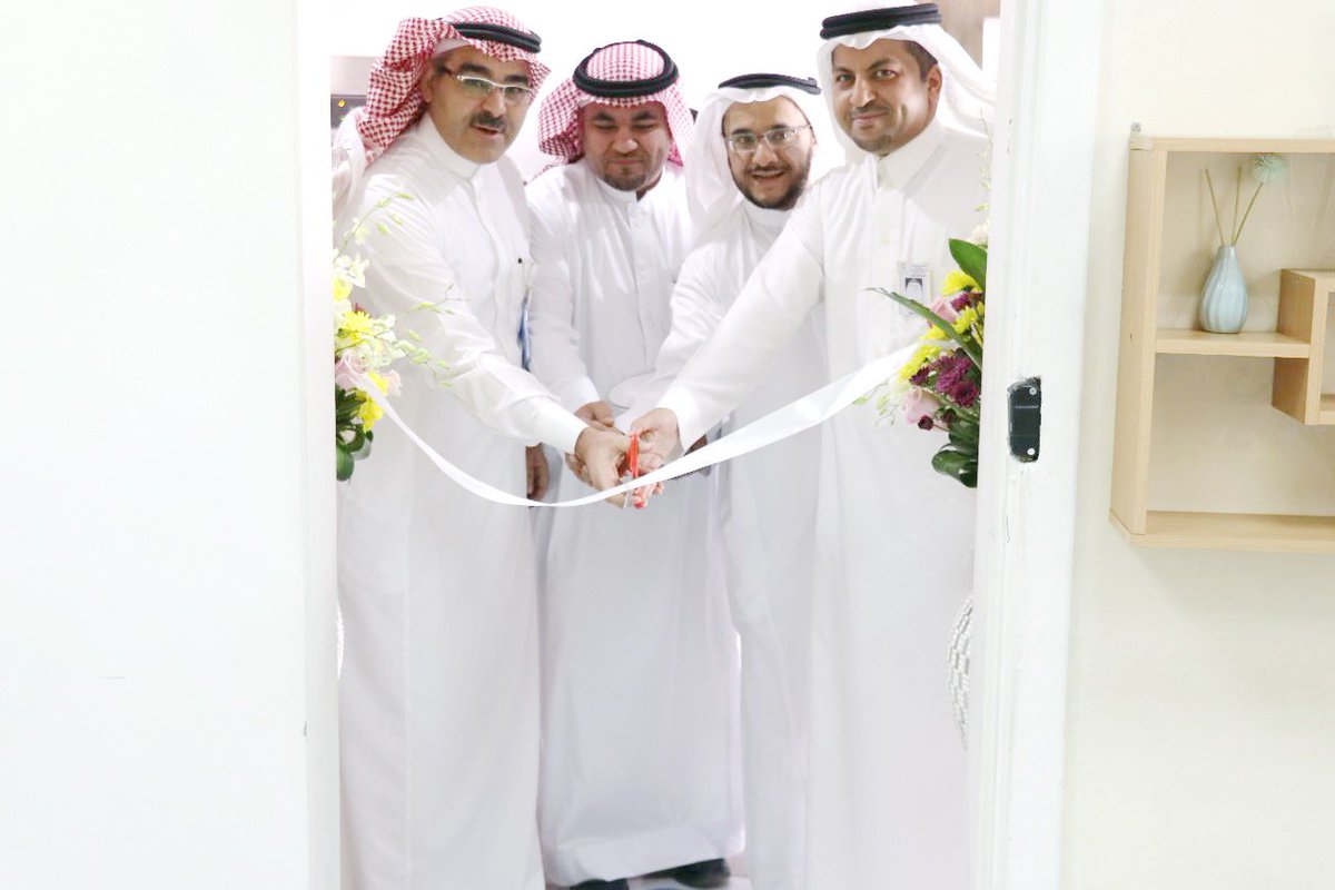MOH_Madinah's tweet photo. #مستشفى_الملك_فهد بالمدينة يدشن مكتب "مساندة" لخدمة كبار السن وذوي الاحتياجات الخاصة 

https://t.co/4XNhDbGxL8

#شهر_رمضان_المبارك https://t.co/nTWQoorh0i
