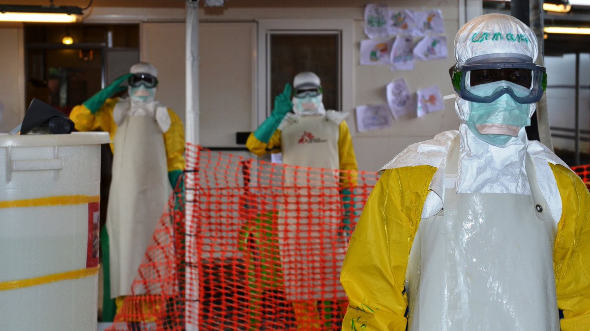 azamtvtz's tweet photo. Ebola imethibitika kufika kwenye mji wa Mbandaka unaokaliwa na watu milioni 1.
Mbandaka ipo umbali wa kilometa 130 kutoka mji wa Bikoro.
Waziri wa afya wa DRC, Oly Ilunga Kalenga amethibitisha kuwepo kwa mgonjwa wa Ebola kwenye mji wa Mbandaka.
#Ebola
#EbolaDRC
#UNWHO
#WHO https://t.co/1RZFcfm5JZ