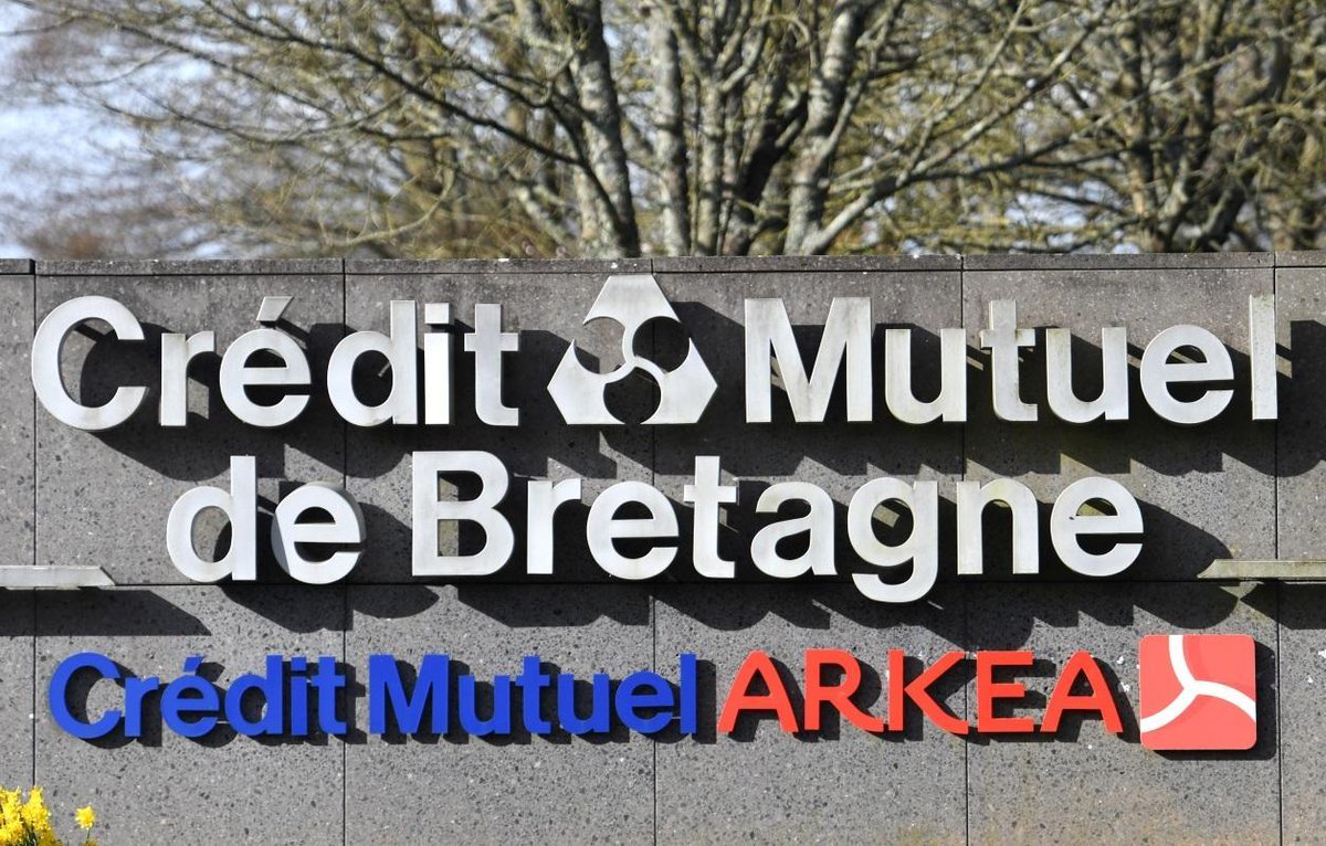 bfmbusiness's tweet photo. Divorce Arkéa-Crédit Mutuel: les salariés montent au créneau https://t.co/9uaasoPMmr https://t.co/PTIDelM07g