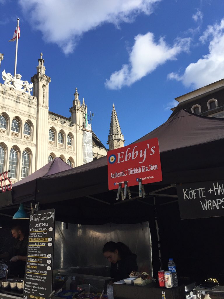 ebbyskitchen's tweet photo. Find us today @spitalfieldsE1 @GuildhallLondon @visitthecity #LoveLondon #Köfte #Hellim #Halloumi #TurkishFood #Turkish #Homemade #CookAsWeGo #LunchMarket #FoodTruck #StreetFood #LambSt #Yummy#Foodies #Food #Kebab #TurkishKebab https://t.co/sOkoMpL2i6