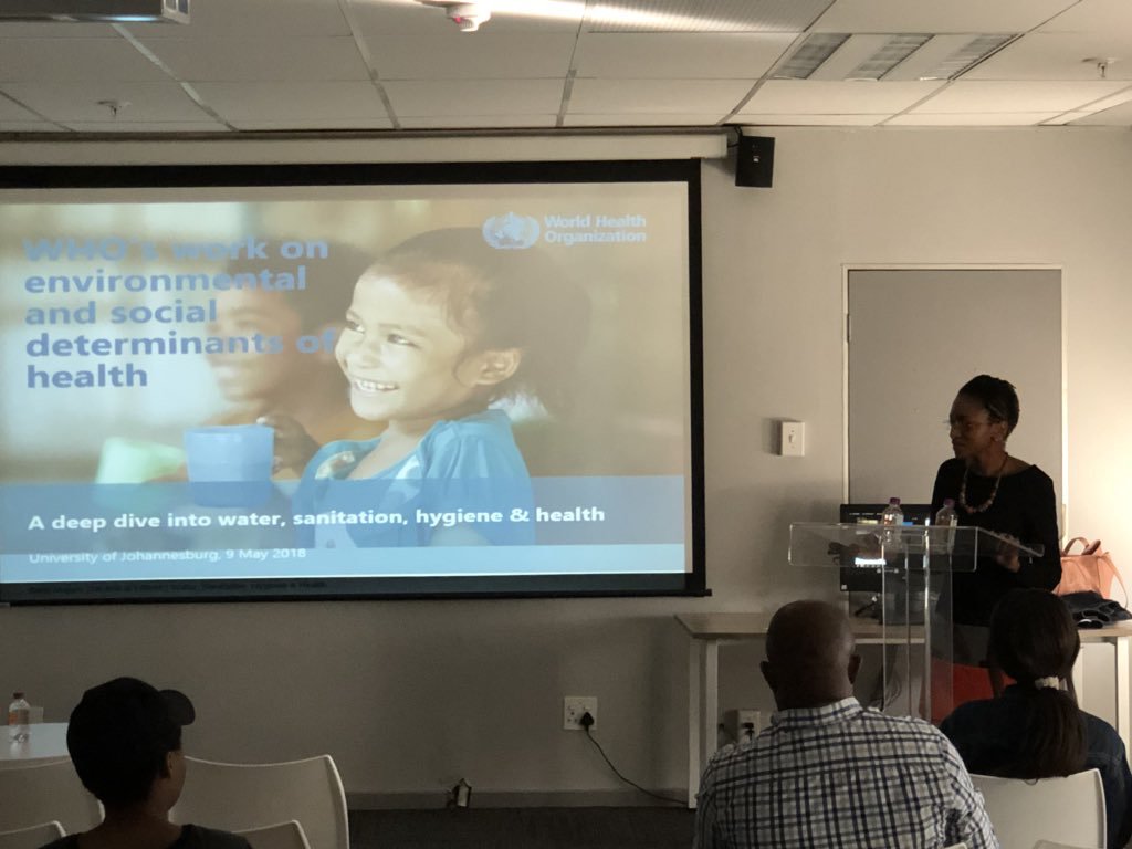 ujblujoy's tweet image. A big thank you to @BatsiMajuru, a technical officer from the @WHO for visiting last week and chatting to the Environmental Health students about water, sanitation and hygiene (#WASH) @go2uj @HealthScienceUJ #washforhealth #hwtsnetwork #throwbackThursday