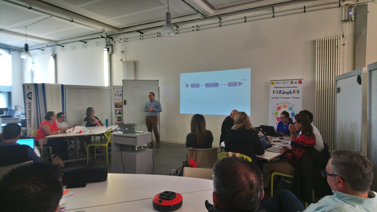 fabbiocrux's tweet photo. User experience and neuromarketing at #lf2l with @gaarbelaez @ENSGSI https://t.co/bnHiBRgvEZ