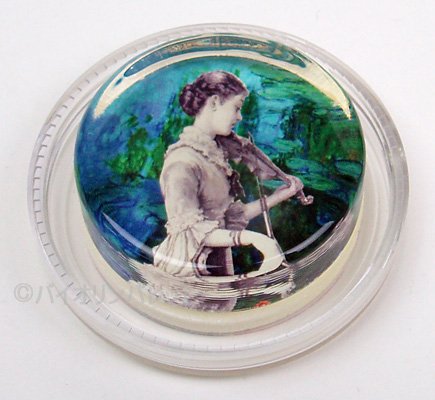 透明な松脂Magic Rosinに新しいデザインが加わりました。すてき～ ☆(ﾟ∀ﾟ,,人)
violin-p.com/e-commex/cgi-b…