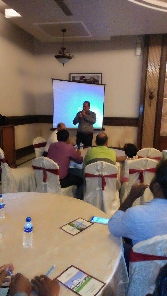 SaiSudhaMotor's tweet photo. financier meet at cuttack https://t.co/YlLU6iO2Fd