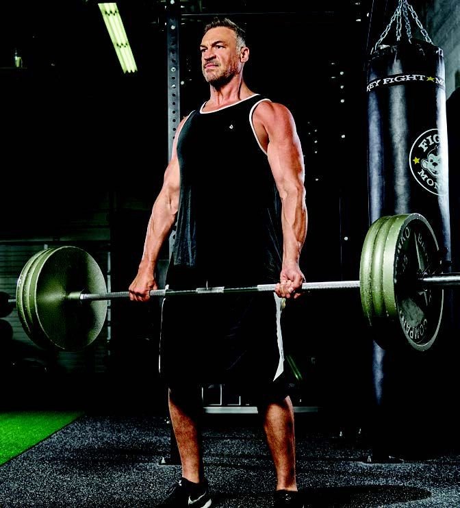Monaper29's tweet photo. #WorkoutWednesday w this buff #beefcake #alekspaunovic. When he's not working, he spends a great deal of time working out. Gotta stay #healthy and keep those muscles pumped. 💪 #yetistrong #boxing #workitout #yetismash #sparwithme @CuddlePuddleNtn https://t.co/Wxp90lulhQ