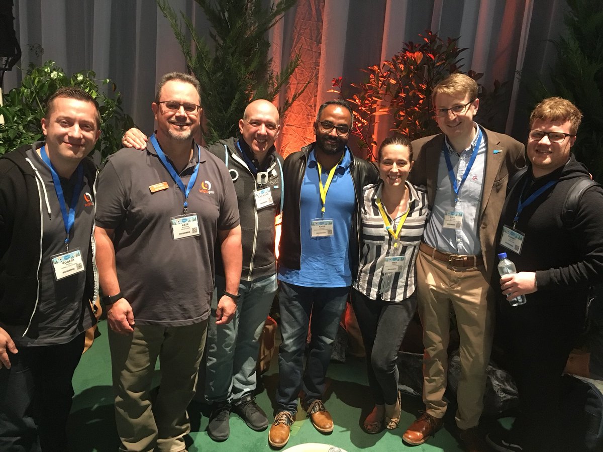 SalesforceRob's tweet photo. Group Photo with Salesforce MVP’s ✅@bob_buzzard @SonnyWatsonSFQA #BrightFORCE https://t.co/co8IjCSZx3