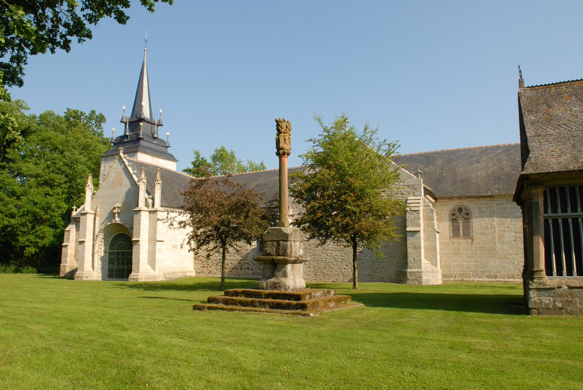 artchapelles's tweet photo. RDV 18h30 ce soir pour découvrir rencontrer #EmmanuelSaulnier et #RémyYadan  et découvrir leur installation pour la chapelle Sainte-Noyale (Noyal-Pontivy). https://t.co/ChbWlvodeK