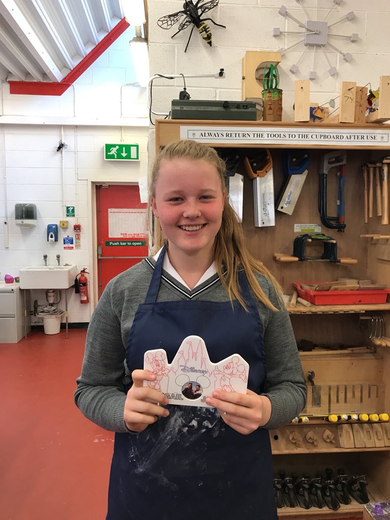 KGS_DandT's tweet photo. Abigail Johnson’s laser cut acrylic picture frame. Excellent job 👌🏼 @KirkhamGrammar @CTRLasers https://t.co/AVaNtpQMGG