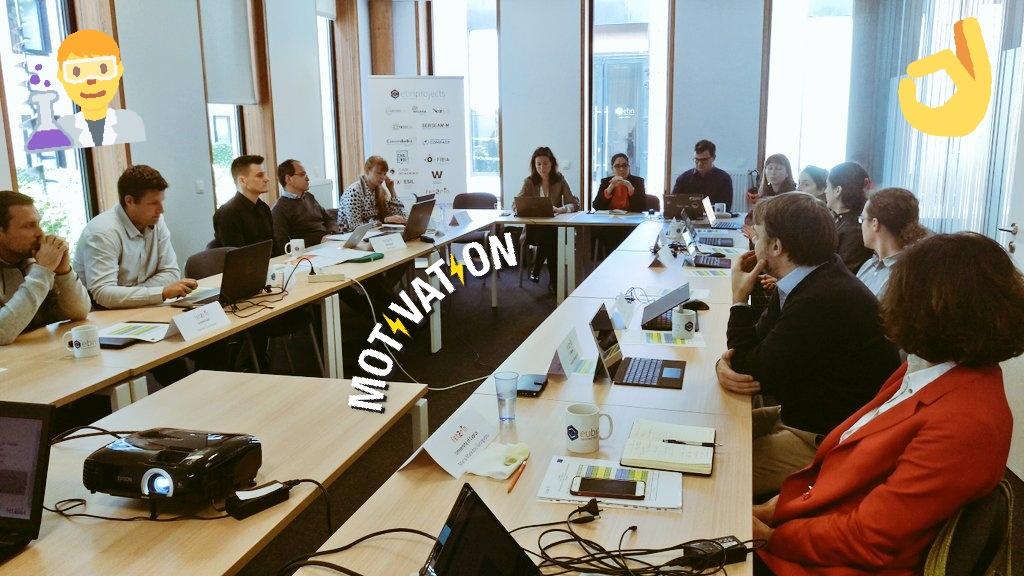 Fet2Rin's tweet photo. #startups @Fet2Rin #lastworkshop (@BREAKBENeu @ICARUS_ALLOYS #CFWeb & #GreenFlash) talking to #trainers about their #crowdfunding campaign #ideas😁👏 https://t.co/eC5cL84xyL