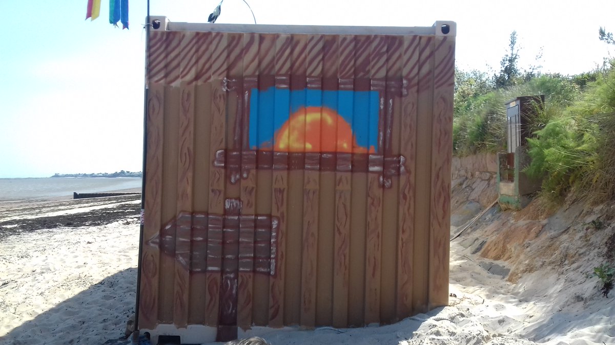 LoakeRobert's tweet photo. In progress a mural on our local beach more to come https://t.co/CLYUhGqvC8