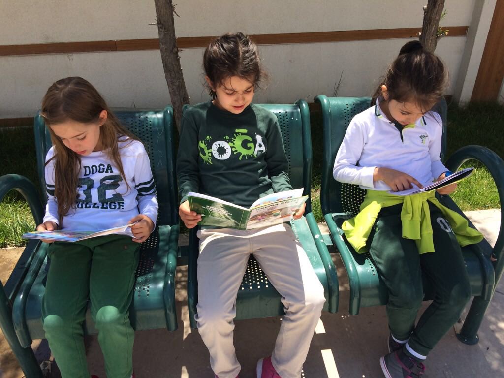 selenzr6's tweet photo. Kayseri Doğa Koleji outdoor classroom gününü kutluyor. Farkındalık DOĞAmızda var @yunus_emre_k https://t.co/83ejZ5BaME