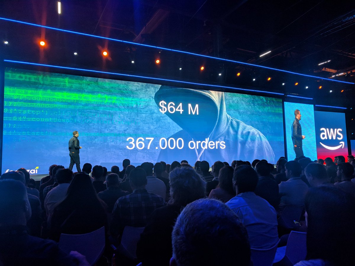 TenthDStudio's tweet photo. #awssummit gracias al machine learning se pudo parar el mes pasado solo en un solo cliente en tiempo real la siguiente cantidad de operaciones fraudulentas: https://t.co/ksOn6I2Fo6