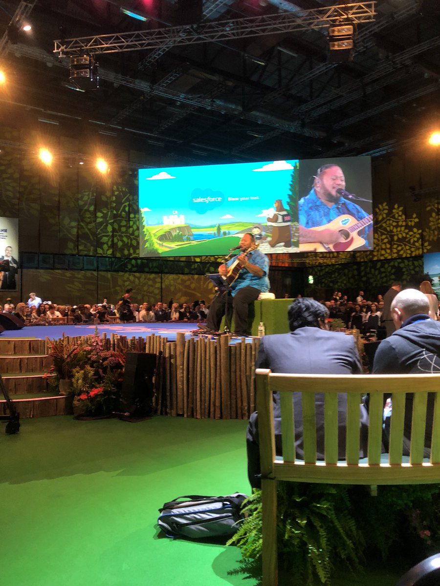 SFDC_Jase's tweet photo. Great seats for the keynote. #salesforceworldtour https://t.co/XrC6bx5qt5