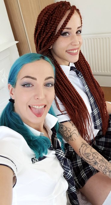 Shooting today for @SVentertainmen1 with the awesomes @liz__rainbow @JakDolce and @HardyxxxL https://t<a class="tags" target="_blank" title="On Twitter" href="/?out=eyJ0eXAiOiJKV1QiLCJhbGciOiJIUzUxMiJ9.eyJpYXQiOjE3MjEyMDQ2NTcsImlzcyI6InR3cG9ybnN0YXJzLmNvbSIsIm5iZiI6MTcyMTIwNDY1NywiZXhwIjoxNzUyNzQwNjU3LCJyZWRpcmVjdF91cmwiOiJodHRwczovL3R3aXR0ZXIuY29tL1NWZW50ZXJ0YWlubWVuMSJ9.EGogUkaEYBk_j3b5AVSK9-fEqNmN0BBW-YbaBKD0daxp2QXUYN2tK-nSYjbH4Tk1tCYzWH32iyFJvc23WOTFIQ">@SVentertainmen1</a><a href="/tag/foxtail"class="tags"><span>#foxtail</span></a>