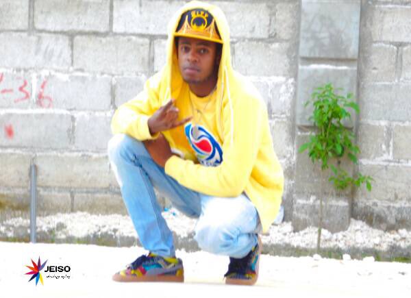 BirkyPwoblem's tweet photo. Si’w pè kritik ak sa y’ap di sou ou nan vi saa ou pap janm anyen nan vi’w
E si’w kwè Bondye ka fè’w parèt Flou (pal) anba je yo lè yap mare konplo sou ou TAPE AMEN
#NEW_BIRKY
#ENTREPID
#MANMI_KEKET
#K_RAMEL
#YON_SEL_BIRKYY_PAGEN_2
Pic by JEISO https://t.co/hCs6CBwVHX
