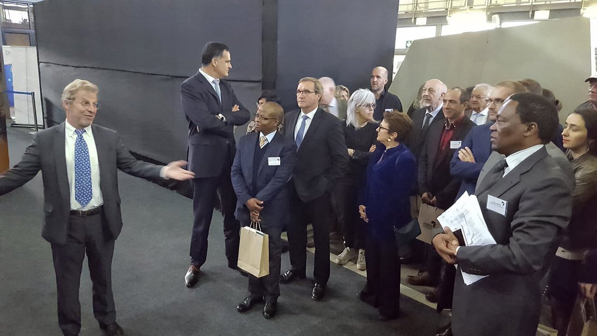 germinalpeiro's tweet photo. Inauguration de #Lascaux 3 à #Johannesburg : une nouvelle étape pour l'exposition itinérante de ce chef d'oeuvre de la #préhistoire qui, en s'ouvrant sur le monde, nous permet de comprendre d'où nous venons et où nous allons. @SciBono @jeanniknadal #Dordogne https://t.co/SLK0ySSt3w