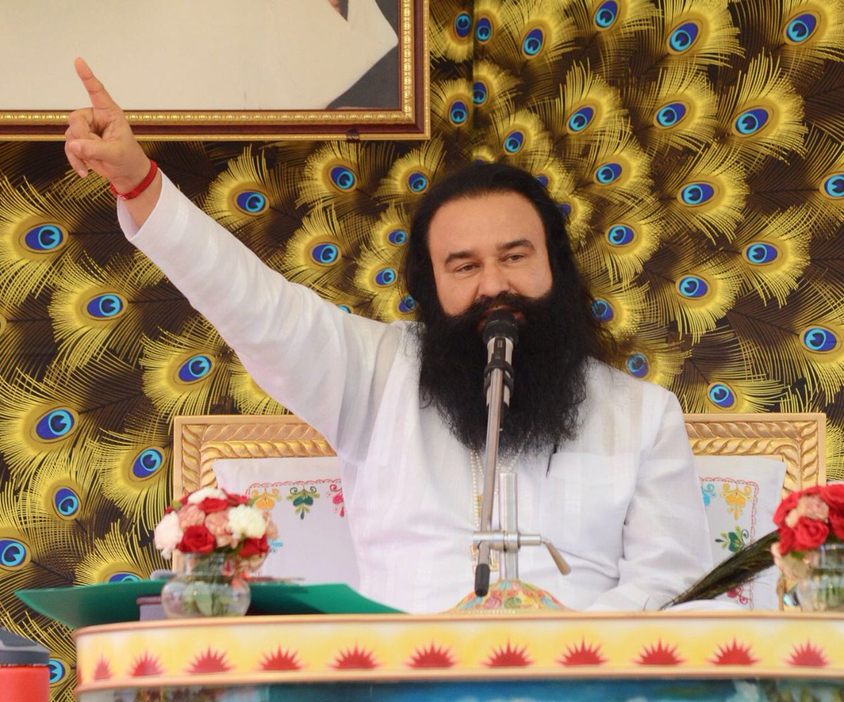 its_vishu_'s tweet photo. Therefore Guru @Gurmeetramrahim ji has placed a special emphasis on their employment training activities and centres have been established to teach them stitching, embroidery and impart other vocational skills like that of a beautician etc.
#WomenEmpowerment https://t.co/uBZFioRPK7