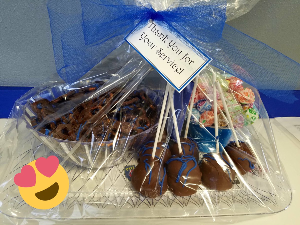 PoliceParma's tweet photo. We have the best dispatchers!  Nothing like a tray of yummy delicious goodness to get you through a shift!  Thank you Canyon County Sheriff's Dispatchers!! https://t.co/J2Ih5YgfRC