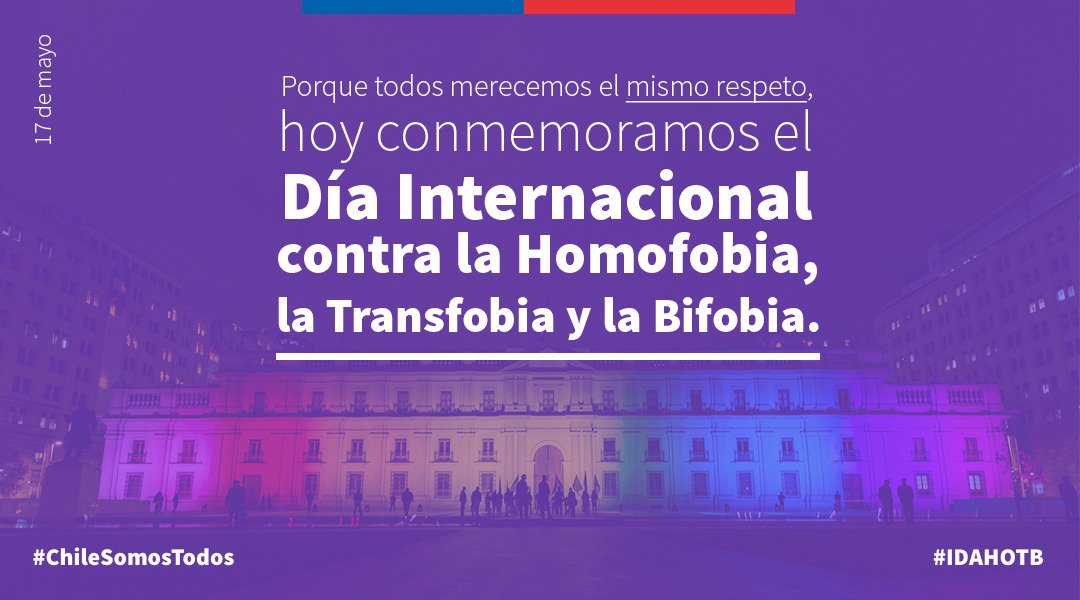 GobiernodeChile's tweet photo. ¡Hoy día La Moneda se viste con luces de colores! 🌈💡
#ChileSomosTodos #IDAHOTB https://t.co/8uGjIV8eCc