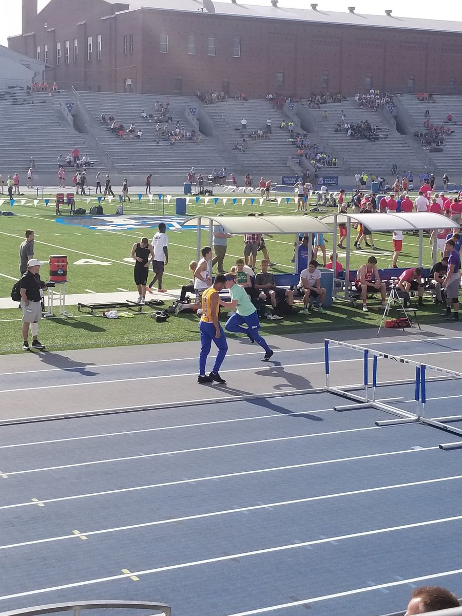 mstmboystrack's tweet image. Kyle Butts representing MstM today at state in the long jump!! #effortoverego