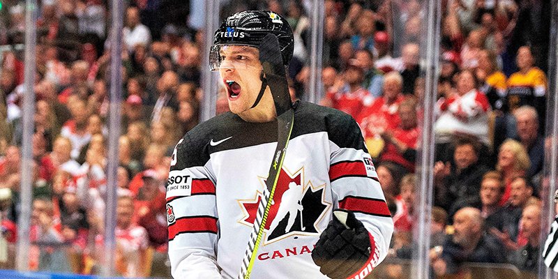 TSN_Sports's tweet photo. 🚨GOAL🚨: Colton Parayko scores on the power play to give Canada a 1-0 lead over Russia in the #IIHFWorlds Quarterfinal. https://t.co/Vu3Uis4QdG