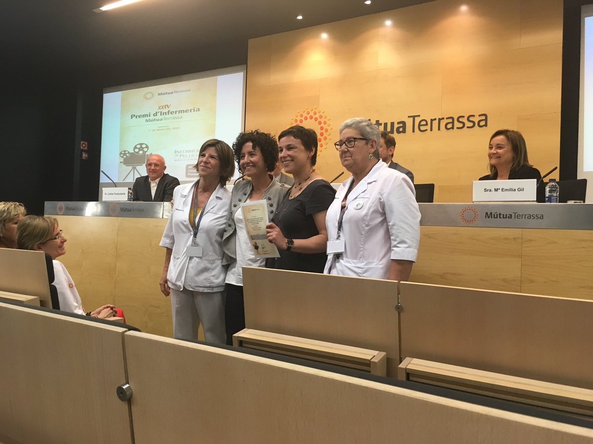Jose Trenado Álvarez (@jtrenaal) on Twitter photo Orgullós del reconeixement al treball de l’equip: fisios, infermeria, metges rehabilitadors i intensivistes. Tots plegats per millorar i prevenir la debilitat adquirida a Uci.
2on premi en el #XXIVPremiInfermeriaMutuaTerrassa .<a href="/Mutua_Terrassa/">MutuaTerrassa</a> Orgullós del reconeixement al treball de l’equip: fisios, infermeria, metges rehabilitadors i intensivistes. Tots plegats per millorar i prevenir la debilitat adquirida a Uci.
2on premi en el #XXIVPremiInfermeriaMutuaTerrassa .<a href="/Mutua_Terrassa/">MutuaTerrassa</a>