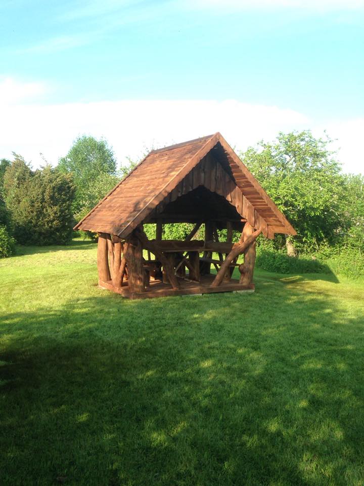 TimberTeamUK's tweet photo. We enjoyed building this beautiful Gazebo out in the sunshine π on Tuesday at the community allotment site for John Storer Charnwood charity in Loughborough.
#Gazebo #TimberTeamuk #contactus #johnstorercharnwoodcharity #timber #BBQ #hottub #saunas #summerhouses #allotment https://t.co/mlwcGUI9J3