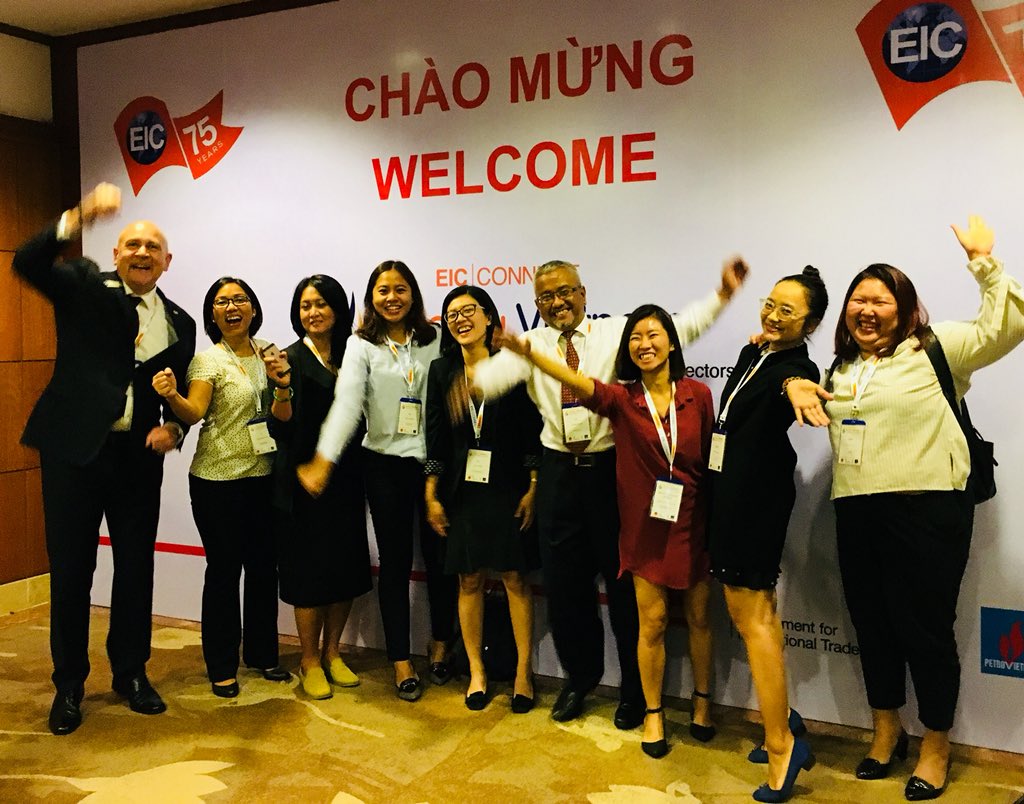 Stu_BroadleyEIC's tweet photo. What a team! Now we move onto #EICConnect Malaysia in October. right to left - Nyi, Huyen, Phuong Anh, Azman, Voung An, Zila, Doone, Angie, me @TheEICEnergy @UKinVietnam https://t.co/P2S5ZlwZWO