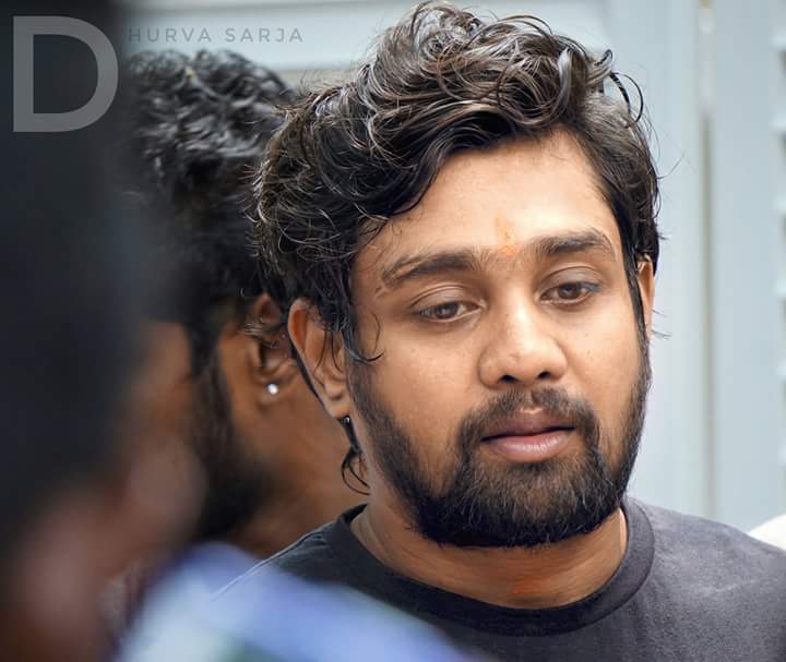 ShekarTeamDS's tweet photo. My #BOSS MY LIFE 😃
Action Prince @DhruvaSarja Anna 😊
#man_of_million_heart😍 #D_Prince👊
Jai Hanuman🙏 https://t.co/yNoqNA79rK