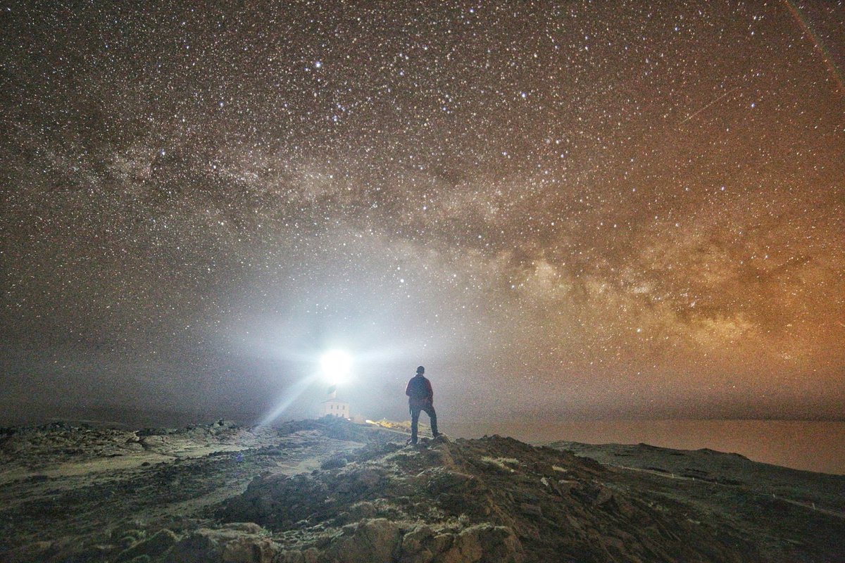 A_Cro's tweet photo. A quick @snapseed edited shot from Menorca. Planned with @photopills to get the milky way over the lighthouse. Should have packed my @manfrotto_uk tripod, my travel one needs binning. #StormHour @visitmenorca @CanonUKandIE https://t.co/QHKLuhnpLf