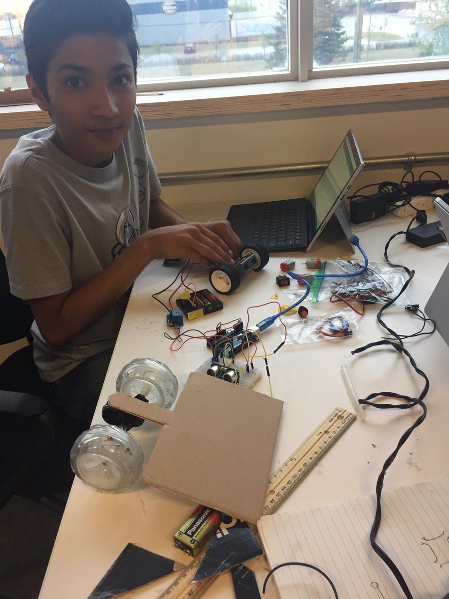 MsBachart's tweet photo. This is how we camp. #technovationcamp #thereisnosuchthingasfailure @PembinaTrails @ICTAM  @iainrifffel https://t.co/WWqgoY501w