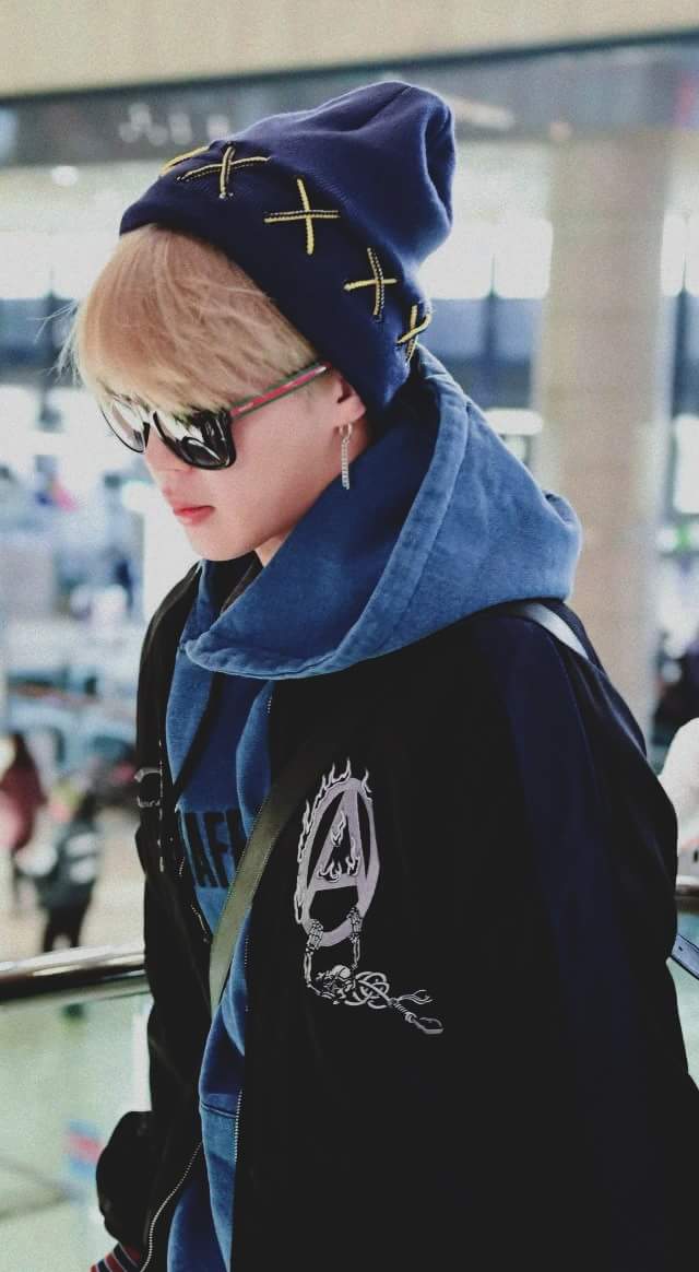 i93mygshibui's tweet photo. Aquí les dejo mas fotitos en buena calidad de Jimin :3 
@BTS_twt
#PremiosMTVMiaw
#MTVBRKPOPBTS
#MTVLAKPOPBTS
#MTVBRFANDOMBTS
#MTVLAFANARMYBTS
#MTVLADANCEGOGO https://t.co/J50lN0KYMY