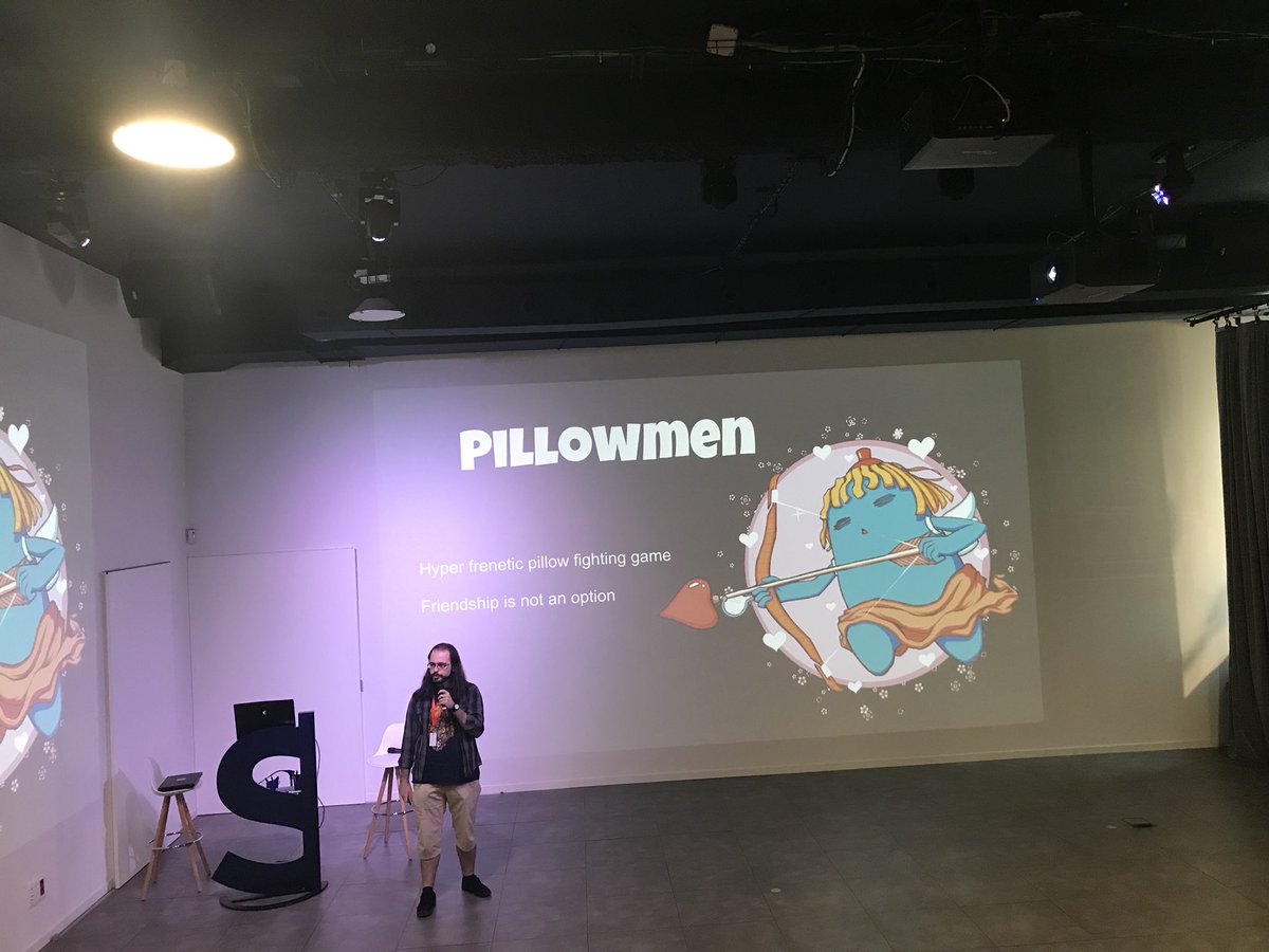 udit_es's tweet photo. .@UnsiegeDev sale de su zona de confort en @sngular presentando #Pillowmen un multijugador competitivo de partidas rápidas #IndieGameDev https://t.co/YhvnrcWO3i